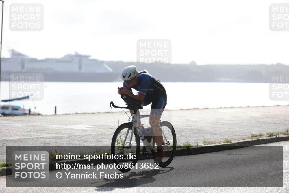 17.08.2025 - KN Förde Triathlon 2025 Yannick Fuchs http://msf.ph/oto/8613652 17.08.2025 09:22:27 Radfahren 104, 148, 127 meine-sportfotos.de