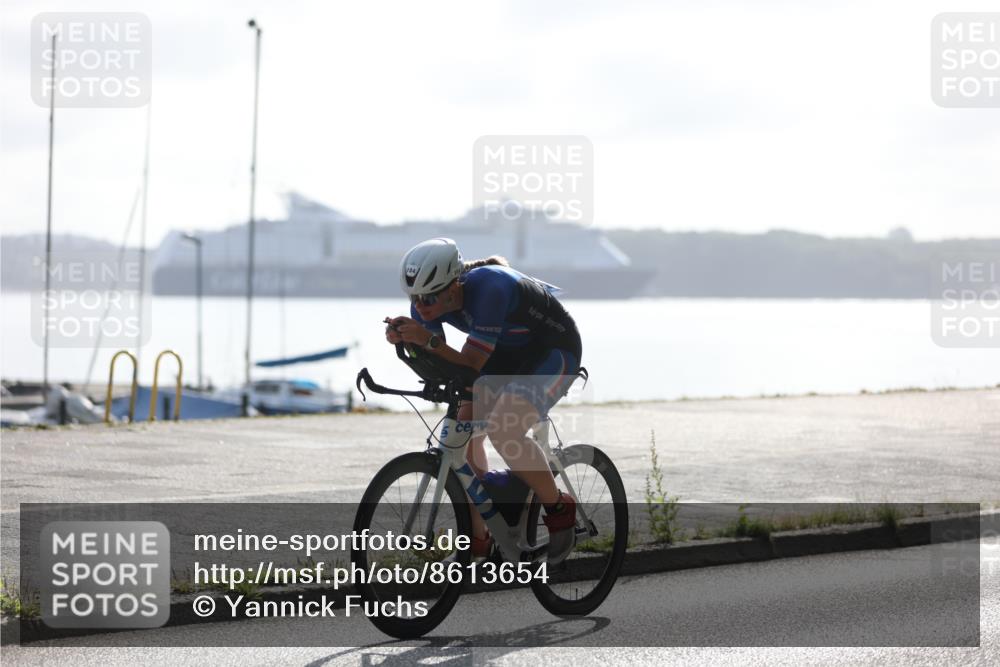 17.08.2025 - KN Förde Triathlon 2025 Yannick Fuchs http://msf.ph/oto/8613654 17.08.2025 09:22:28 Radfahren 104, 148, 127 meine-sportfotos.de