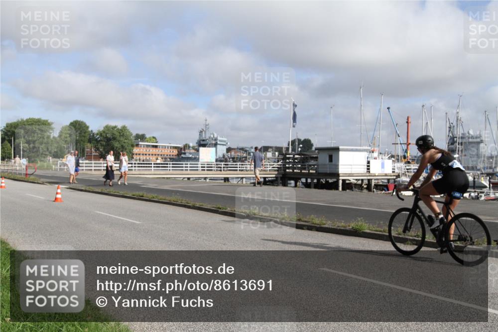 17.08.2025 - KN Förde Triathlon 2025 Yannick Fuchs http://msf.ph/oto/8613691 17.08.2025 09:47:57 Radfahren 118, 248, 251 meine-sportfotos.de