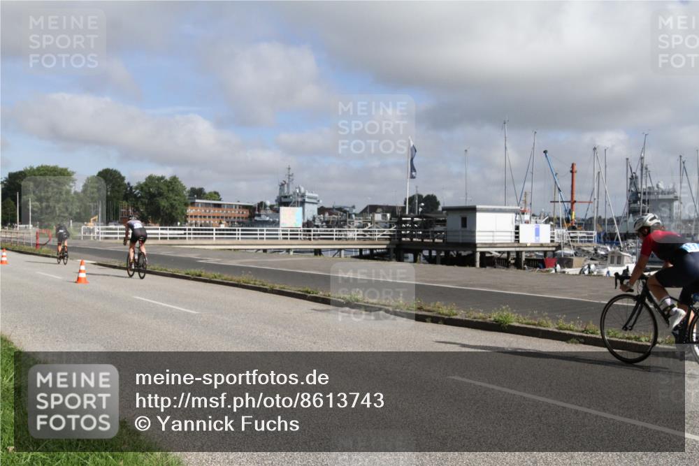 17.08.2025 - KN Förde Triathlon 2025 Yannick Fuchs http://msf.ph/oto/8613743 17.08.2025 09:49:03 Radfahren 103, 114, 137 meine-sportfotos.de