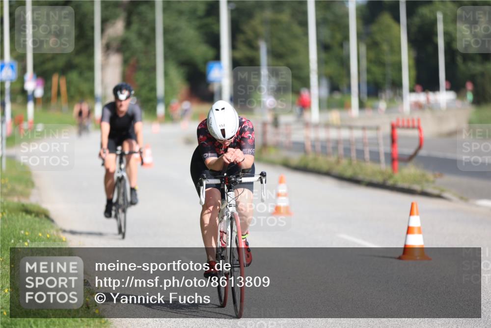 17.08.2025 - KN Förde Triathlon 2025 Yannick Fuchs http://msf.ph/oto/8613809 17.08.2025 09:23:42 Radfahren 147, 152, 122 meine-sportfotos.de