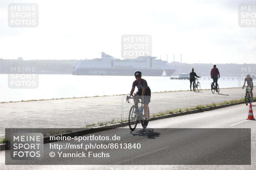 17.08.2025 - KN Förde Triathlon 2025 Yannick Fuchs http://msf.ph/oto/8613840 17.08.2025 09:23:54 Radfahren 104, 135, 140, 142, 145, 146, 151, 164, 168 meine-sportfotos.de