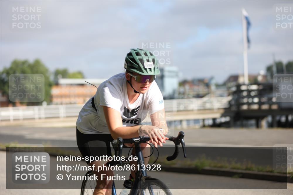 17.08.2025 - KN Förde Triathlon 2025 Yannick Fuchs http://msf.ph/oto/8613928 17.08.2025 09:24:43 Radfahren 139, 141, 252 meine-sportfotos.de