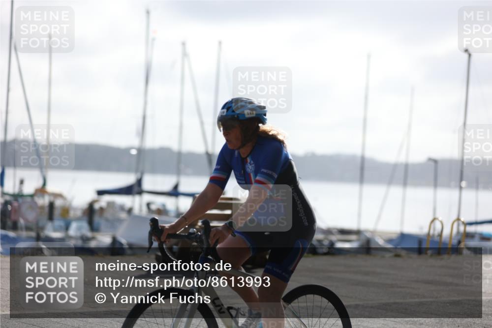 17.08.2025 - KN Förde Triathlon 2025 Yannick Fuchs http://msf.ph/oto/8613993 17.08.2025 09:25:24 Radfahren 101, 137, 149, 177, 204, 253, 158, 177 meine-sportfotos.de