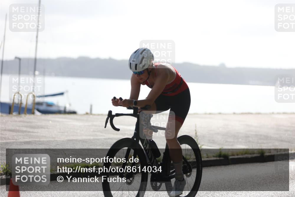 17.08.2025 - KN Förde Triathlon 2025 Yannick Fuchs http://msf.ph/oto/8614034 17.08.2025 09:25:32 Radfahren 101, 160, 168, 204, 253, 137, 149, 253 meine-sportfotos.de