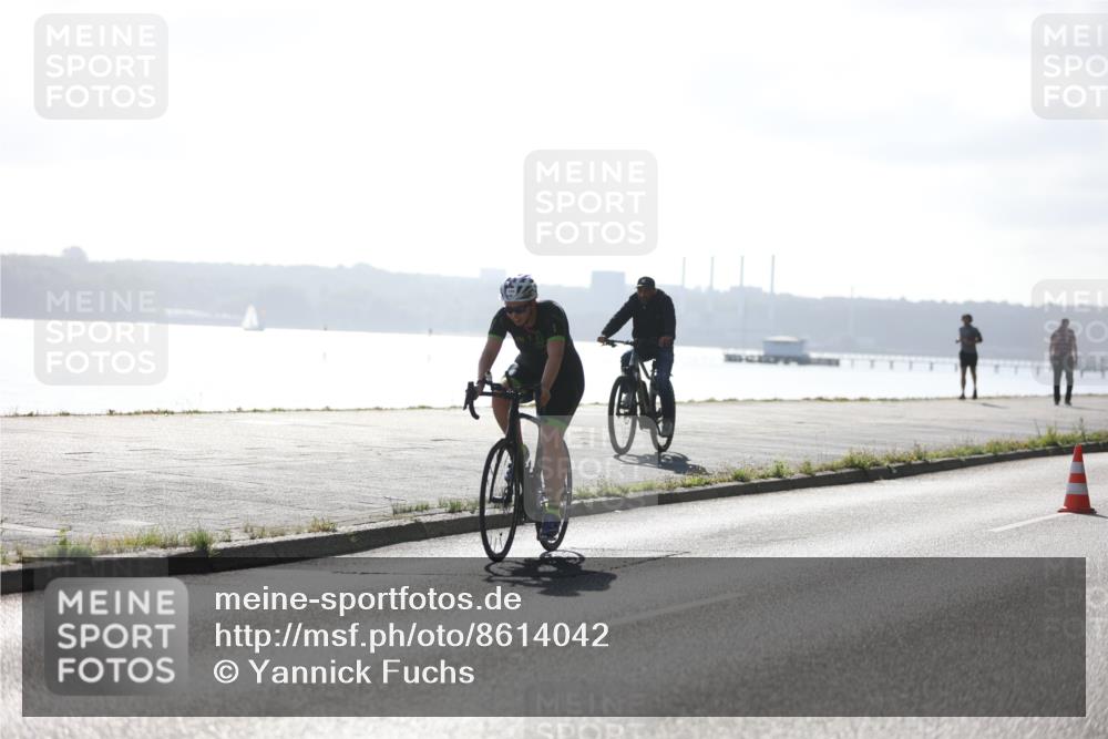 17.08.2025 - KN Förde Triathlon 2025 Yannick Fuchs http://msf.ph/oto/8614042 17.08.2025 09:25:34 Radfahren 101, 160, 168, 204, 101, 137, 204, 253 meine-sportfotos.de