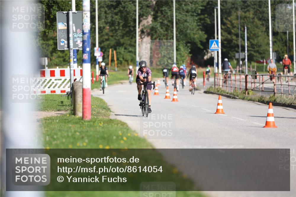 17.08.2025 - KN Förde Triathlon 2025 Yannick Fuchs http://msf.ph/oto/8614054 17.08.2025 09:25:42 Radfahren 105, 140, 164, 160, 168 meine-sportfotos.de