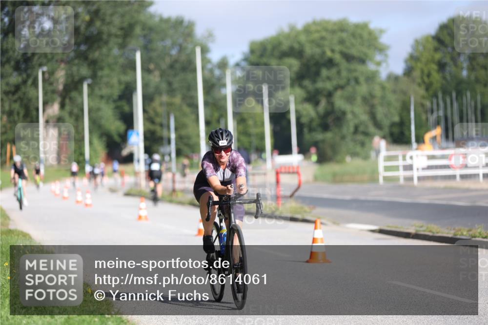 17.08.2025 - KN Förde Triathlon 2025 Yannick Fuchs http://msf.ph/oto/8614061 17.08.2025 09:25:45 Radfahren 105, 140, 144, 164, 168 meine-sportfotos.de