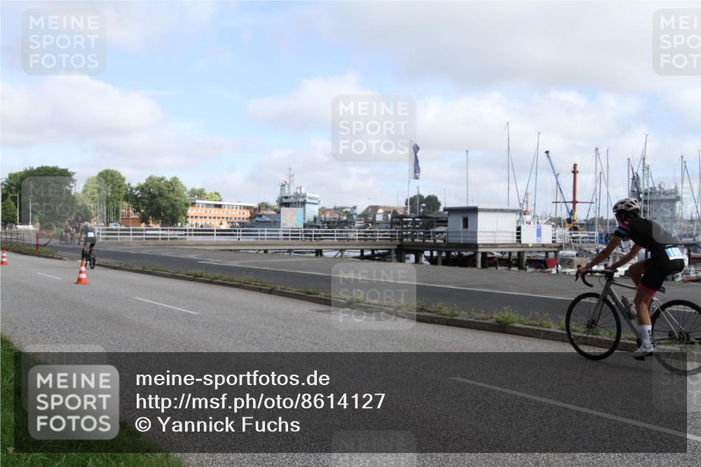 17.08.2025 - KN Förde Triathlon 2025 Yannick Fuchs http://msf.ph/oto/8614127 17.08.2025 09:55:39 Radfahren 166, 190 meine-sportfotos.de