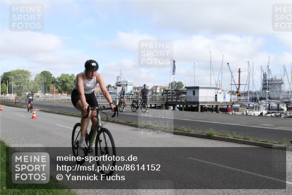 17.08.2025 - KN Förde Triathlon 2025 Yannick Fuchs http://msf.ph/oto/8614152 17.08.2025 09:56:28 Radfahren 143, 146, 230 meine-sportfotos.de
