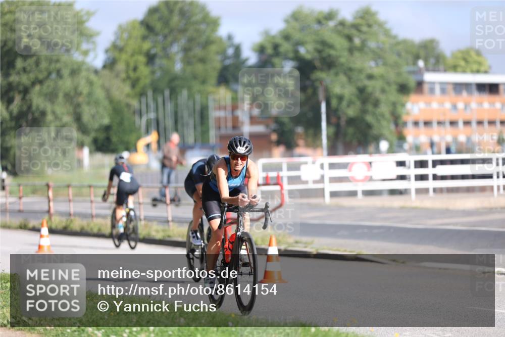 17.08.2025 - KN Förde Triathlon 2025 Yannick Fuchs http://msf.ph/oto/8614154 17.08.2025 09:26:56 Radfahren 101, 180, 253, 250, 254 meine-sportfotos.de