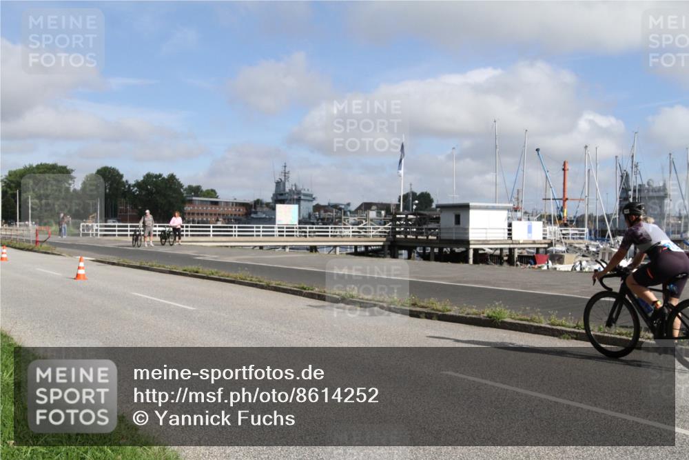 17.08.2025 - KN Förde Triathlon 2025 Yannick Fuchs http://msf.ph/oto/8614252 17.08.2025 09:59:06 Radfahren 164, 171 meine-sportfotos.de
