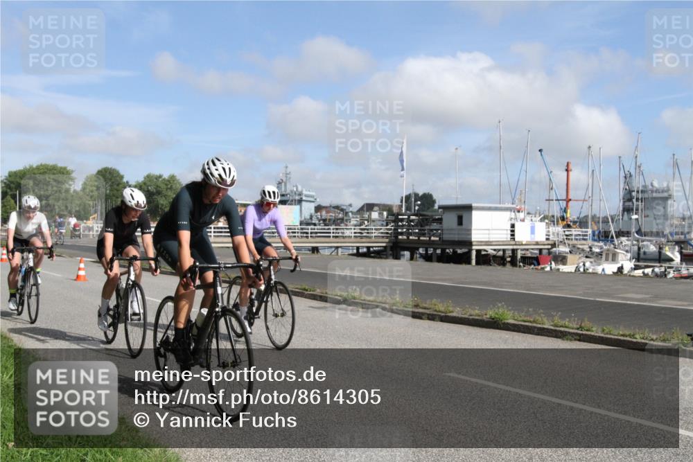 17.08.2025 - KN Förde Triathlon 2025 Yannick Fuchs http://msf.ph/oto/8614305 17.08.2025 10:01:51 Radfahren 179, 192, 240, 241, 248, 254 meine-sportfotos.de