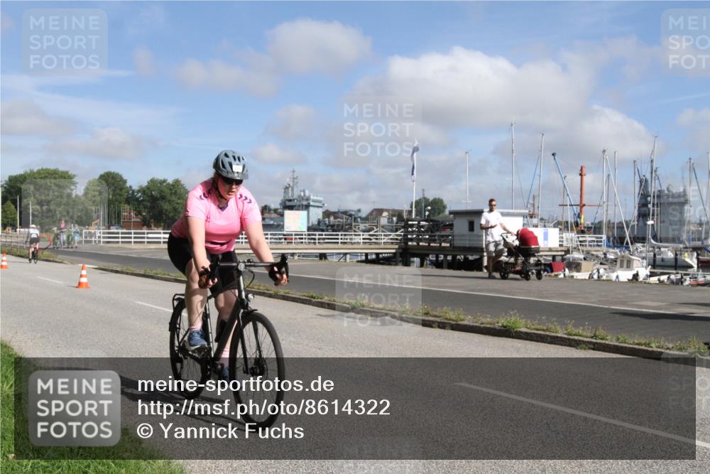 17.08.2025 - KN Förde Triathlon 2025 Yannick Fuchs http://msf.ph/oto/8614322 17.08.2025 10:02:34 Radfahren 224, 250, 251 meine-sportfotos.de
