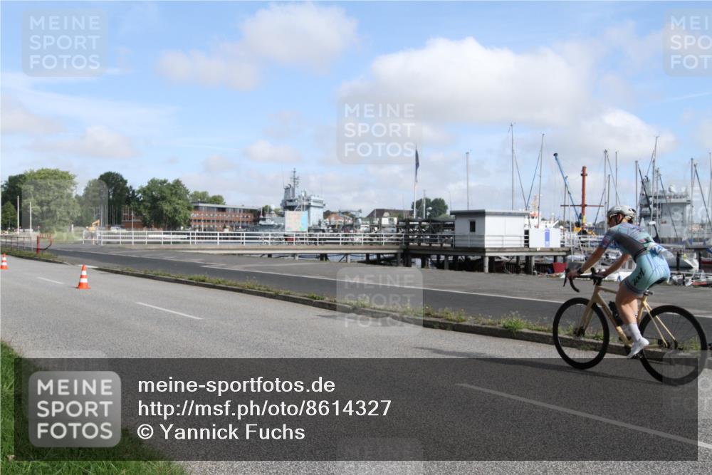 17.08.2025 - KN Förde Triathlon 2025 Yannick Fuchs http://msf.ph/oto/8614327 17.08.2025 10:03:08 Radfahren 142, 216 meine-sportfotos.de