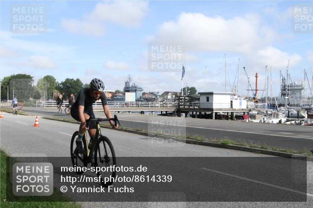 17.08.2025 - KN Förde Triathlon 2025 Yannick Fuchs http://msf.ph/oto/8614339 17.08.2025 10:03:42 Radfahren 149, 160, 172, 213, 215, 221, 242, 254 meine-sportfotos.de