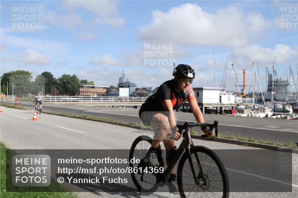 17.08.2025 - KN Förde Triathlon 2025 Yannick Fuchs http://msf.ph/oto/8614359 17.08.2025 10:04:53 Radfahren 156, 216, 231 meine-sportfotos.de