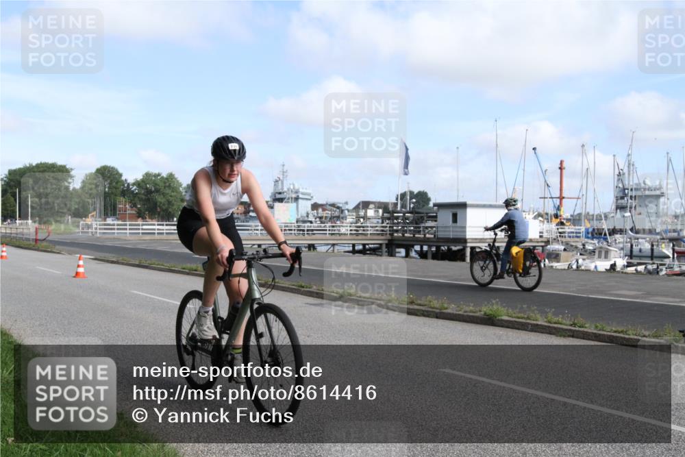 17.08.2025 - KN Förde Triathlon 2025 Yannick Fuchs http://msf.ph/oto/8614416 17.08.2025 10:08:23 Radfahren 167, 230 meine-sportfotos.de