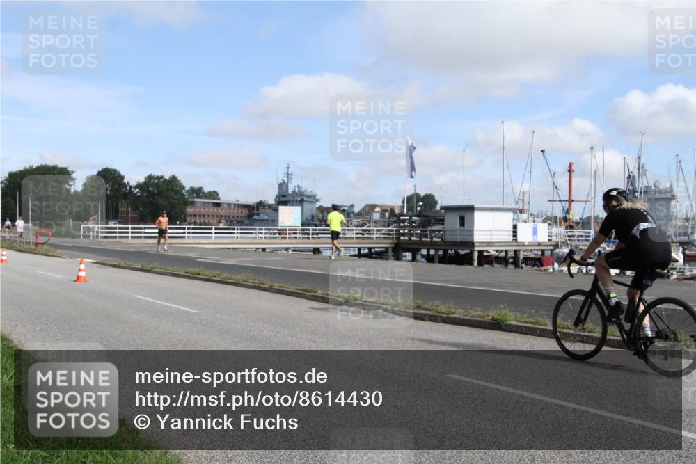 17.08.2025 - KN Förde Triathlon 2025 Yannick Fuchs http://msf.ph/oto/8614430 17.08.2025 10:10:03 Radfahren 245 meine-sportfotos.de