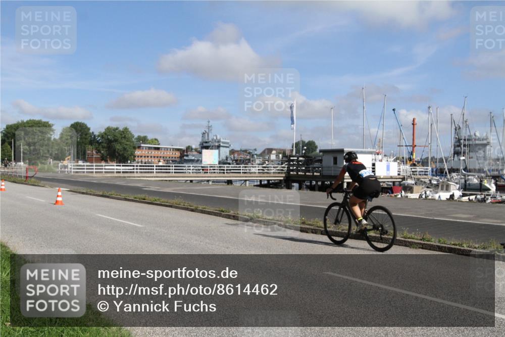 17.08.2025 - KN Förde Triathlon 2025 Yannick Fuchs http://msf.ph/oto/8614462 17.08.2025 10:17:20 Radfahren 231 meine-sportfotos.de