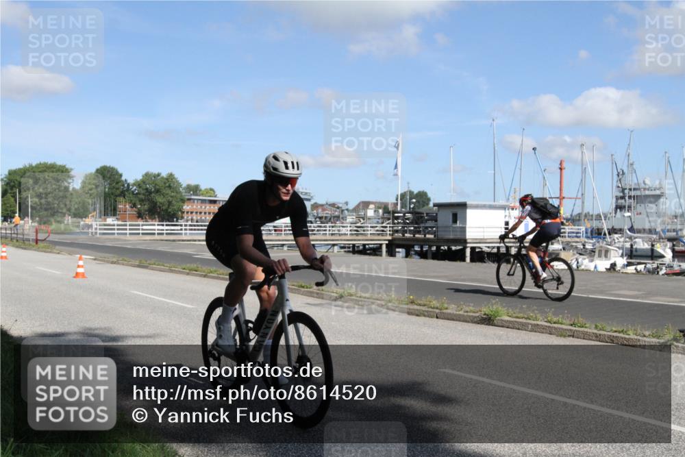 17.08.2025 - KN Förde Triathlon 2025 Yannick Fuchs http://msf.ph/oto/8614520 17.08.2025 11:04:44 Radfahren 263, 273, 280, 287 meine-sportfotos.de