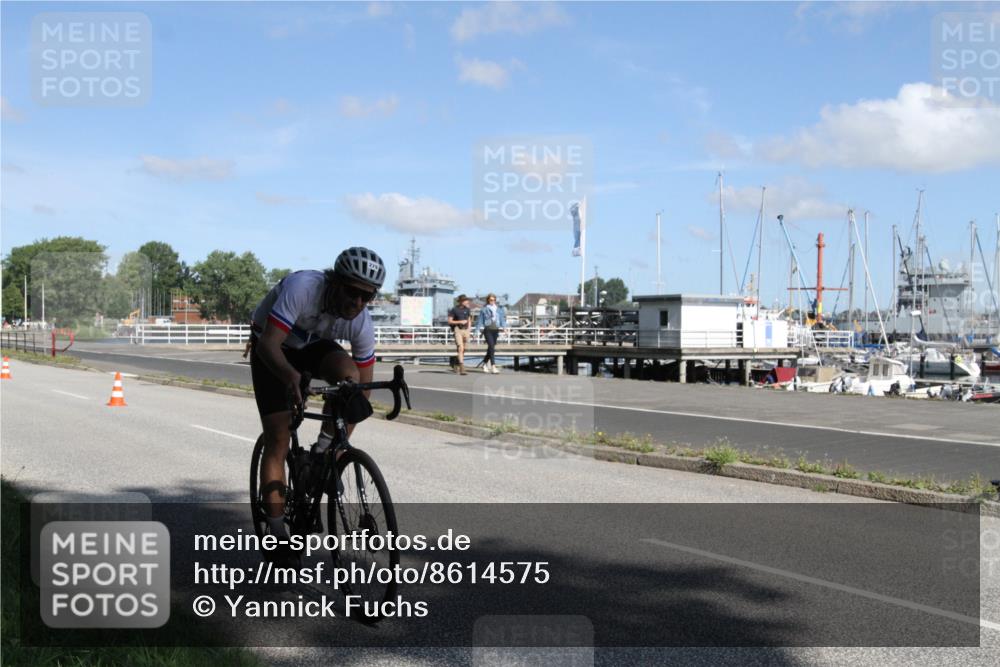 17.08.2025 - KN Förde Triathlon 2025 Yannick Fuchs http://msf.ph/oto/8614575 17.08.2025 11:09:20 Radfahren 279, 319, 358 meine-sportfotos.de