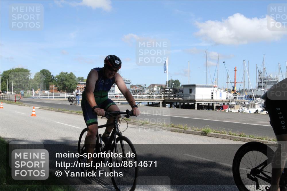 17.08.2025 - KN Förde Triathlon 2025 Yannick Fuchs http://msf.ph/oto/8614671 17.08.2025 11:12:59 Radfahren 263, 267, 339, 348, 360, 372, 606, 610 meine-sportfotos.de