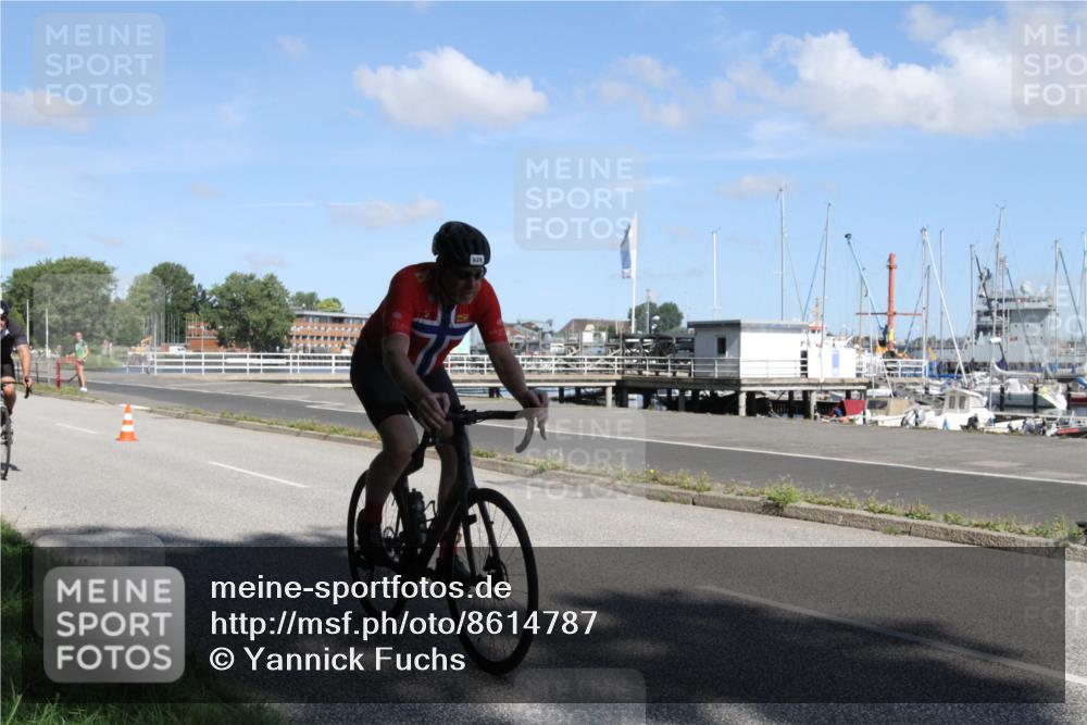 17.08.2025 - KN Förde Triathlon 2025 Yannick Fuchs http://msf.ph/oto/8614787 17.08.2025 11:17:02 Radfahren 299, 300, 622, 629 meine-sportfotos.de