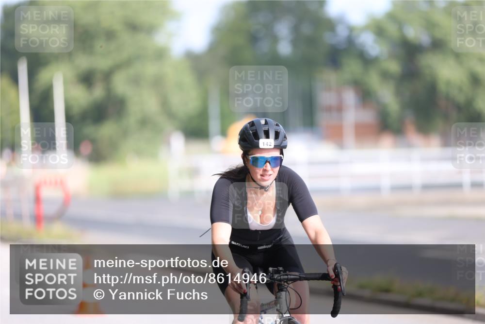 17.08.2025 - KN Förde Triathlon 2025 Yannick Fuchs http://msf.ph/oto/8614946 17.08.2025 10:03:07 Radfahren 142, 216 meine-sportfotos.de