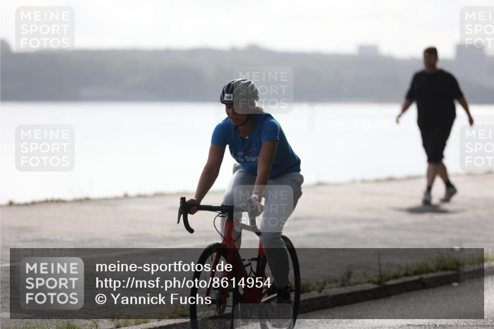 17.08.2025 - KN Förde Triathlon 2025 Yannick Fuchs http://msf.ph/oto/8614954 17.08.2025 10:03:18 Radfahren 158, 169 meine-sportfotos.de