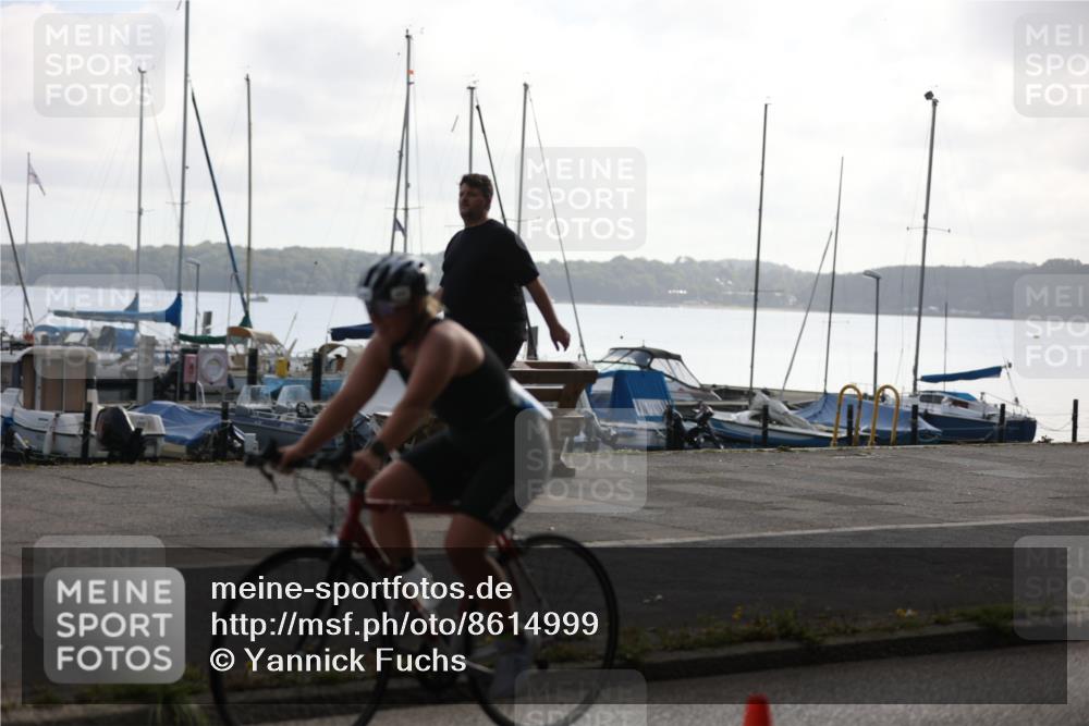 17.08.2025 - KN Förde Triathlon 2025 Yannick Fuchs http://msf.ph/oto/8614999 17.08.2025 10:03:30 Radfahren 149, 183, 202, 213, 215, 223, 242, 158 meine-sportfotos.de