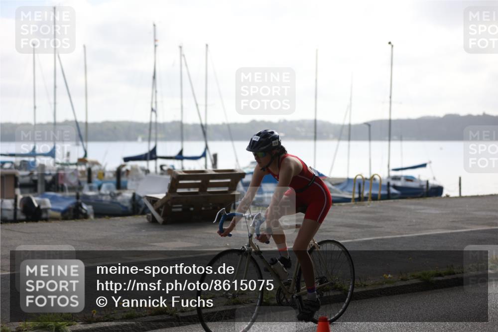 17.08.2025 - KN Förde Triathlon 2025 Yannick Fuchs http://msf.ph/oto/8615075 17.08.2025 10:03:41 Radfahren 160, 172, 207, 221, 254, 149, 213, 215, 242 meine-sportfotos.de
