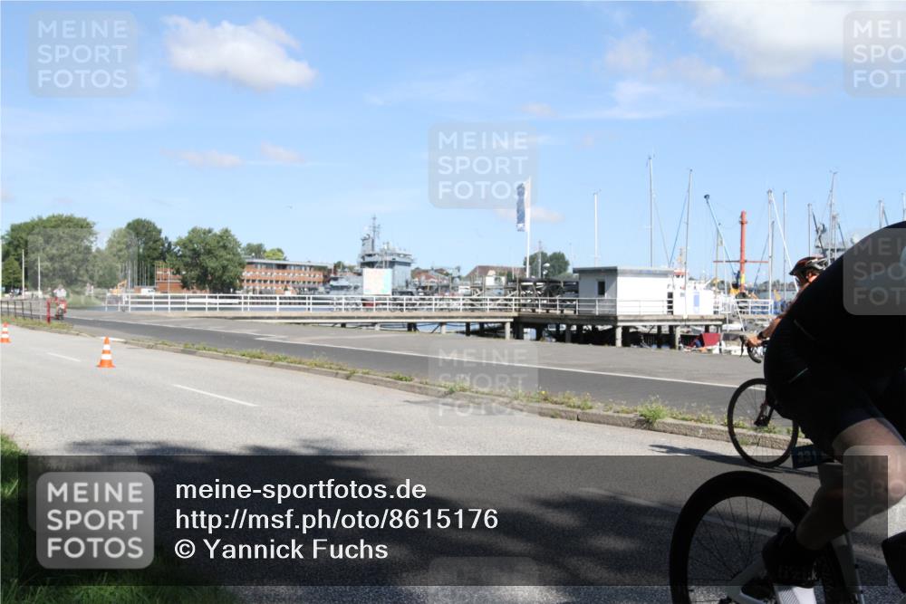 17.08.2025 - KN Förde Triathlon 2025 Yannick Fuchs http://msf.ph/oto/8615176 17.08.2025 11:21:24 Radfahren 270, 331, 343, 620, 639 meine-sportfotos.de