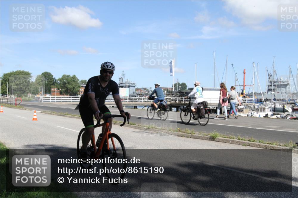 17.08.2025 - KN Förde Triathlon 2025 Yannick Fuchs http://msf.ph/oto/8615190 17.08.2025 11:21:37 Radfahren 302, 325, 363, 379, 390 meine-sportfotos.de