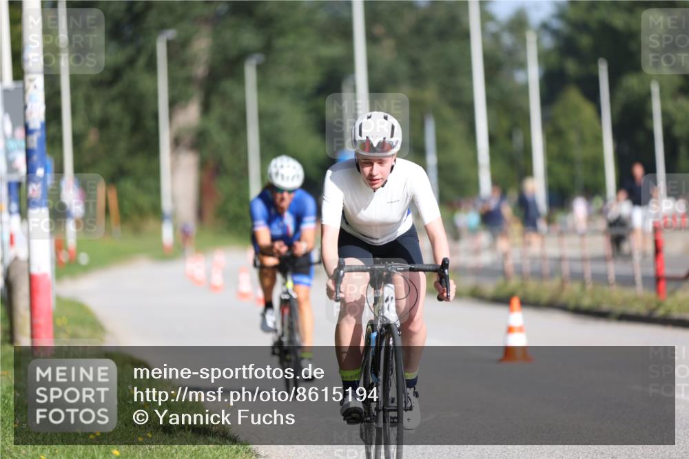 17.08.2025 - KN Förde Triathlon 2025 Yannick Fuchs http://msf.ph/oto/8615194 17.08.2025 09:29:42 Radfahren 108, 110, 136, 179, 211, 196, 205 meine-sportfotos.de