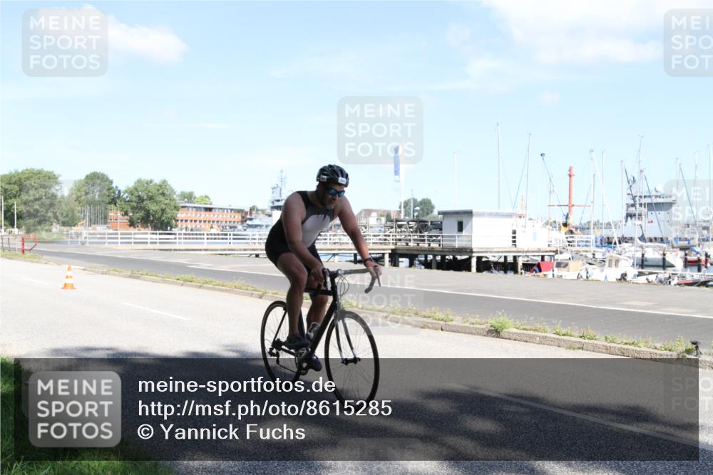 17.08.2025 - KN Förde Triathlon 2025 Yannick Fuchs http://msf.ph/oto/8615285 17.08.2025 11:23:00 Radfahren 281, 343, 370, 601, 616 meine-sportfotos.de