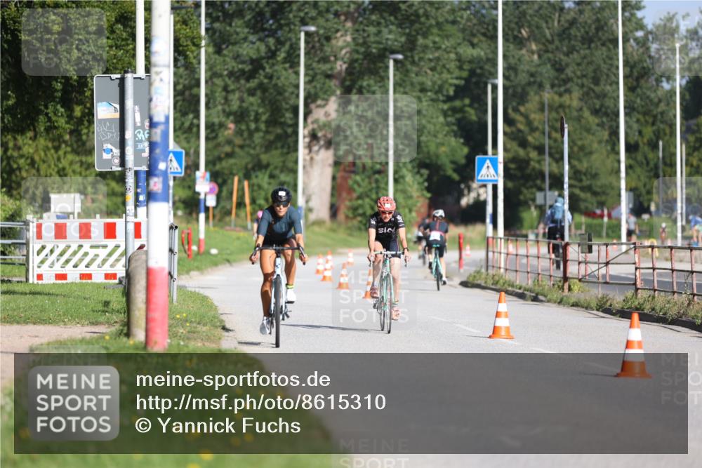 17.08.2025 - KN Förde Triathlon 2025 Yannick Fuchs http://msf.ph/oto/8615310 17.08.2025 09:30:21 Radfahren 119, 163, 184, 195, 201 meine-sportfotos.de