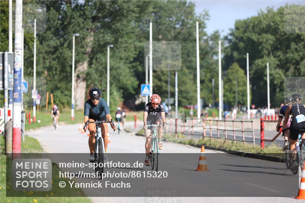 17.08.2025 - KN Förde Triathlon 2025 Yannick Fuchs http://msf.ph/oto/8615320 17.08.2025 09:30:22 Radfahren 119, 163, 184, 195, 201 meine-sportfotos.de
