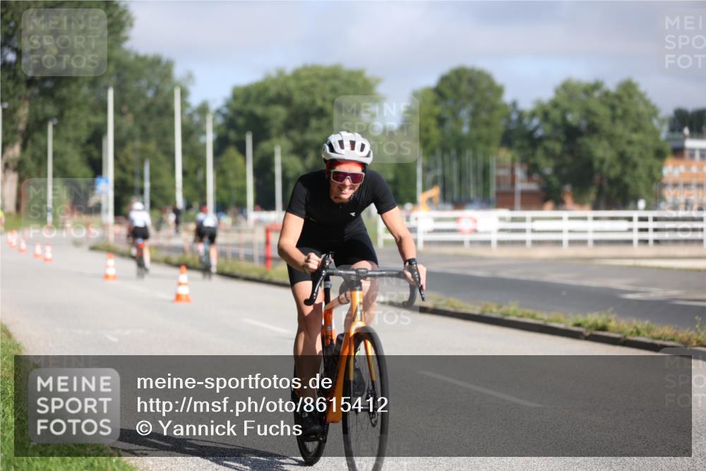 17.08.2025 - KN Förde Triathlon 2025 Yannick Fuchs http://msf.ph/oto/8615412 17.08.2025 09:30:49 Radfahren 117, 157, 197, 223, 224, 242 meine-sportfotos.de