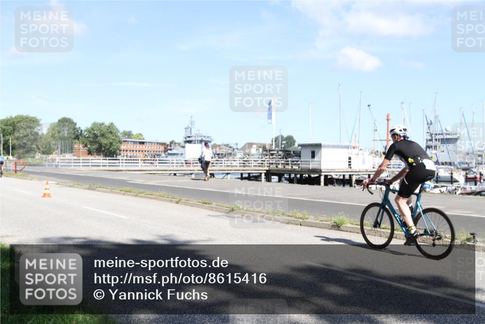 17.08.2025 - KN Förde Triathlon 2025 Yannick Fuchs http://msf.ph/oto/8615416 17.08.2025 11:24:16 Radfahren 261, 288, 296, 345, 353, 614, 619, 642 meine-sportfotos.de