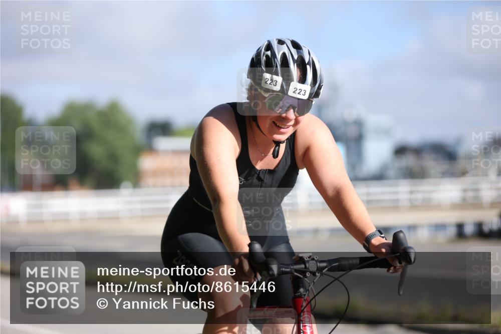 17.08.2025 - KN Förde Triathlon 2025 Yannick Fuchs http://msf.ph/oto/8615446 17.08.2025 09:30:59 Radfahren 102, 107, 111, 188, 200, 208, 212, 221, 223, 197 meine-sportfotos.de