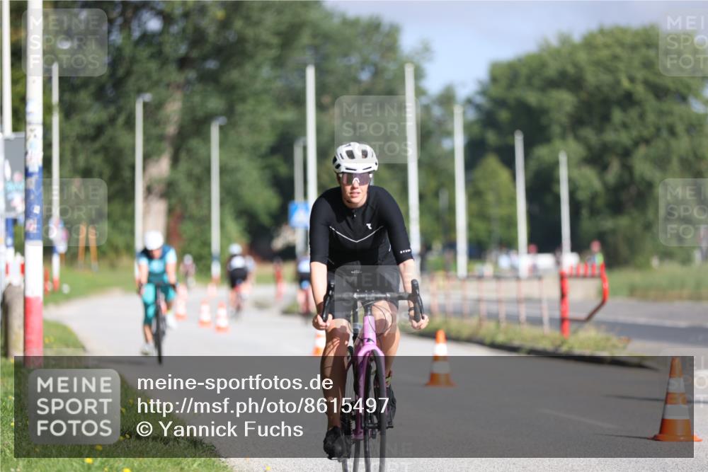 17.08.2025 - KN Förde Triathlon 2025 Yannick Fuchs http://msf.ph/oto/8615497 17.08.2025 09:31:10 Radfahren 125, 126, 133, 188, 198, 200, 216, 218, 219, 221, 102, 107, 200 meine-sportfotos.de