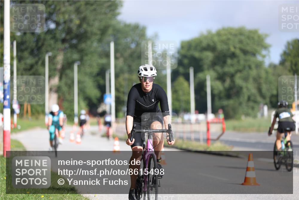 17.08.2025 - KN Förde Triathlon 2025 Yannick Fuchs http://msf.ph/oto/8615498 17.08.2025 09:31:10 Radfahren 125, 126, 133, 188, 198, 200, 216, 218, 219, 221, 102, 107, 200 meine-sportfotos.de