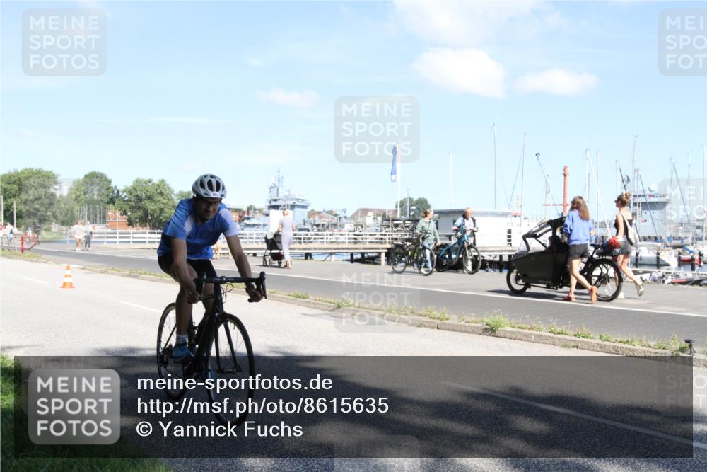 17.08.2025 - KN Förde Triathlon 2025 Yannick Fuchs http://msf.ph/oto/8615635 17.08.2025 11:26:24 Radfahren 303, 352, 369, 380, 626 meine-sportfotos.de