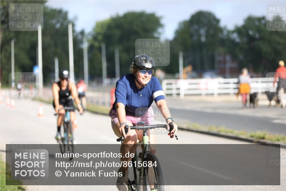 17.08.2025 - KN Förde Triathlon 2025 Yannick Fuchs http://msf.ph/oto/8615684 17.08.2025 09:32:22 Radfahren 147, 195, 201, 224, 246, 225 meine-sportfotos.de