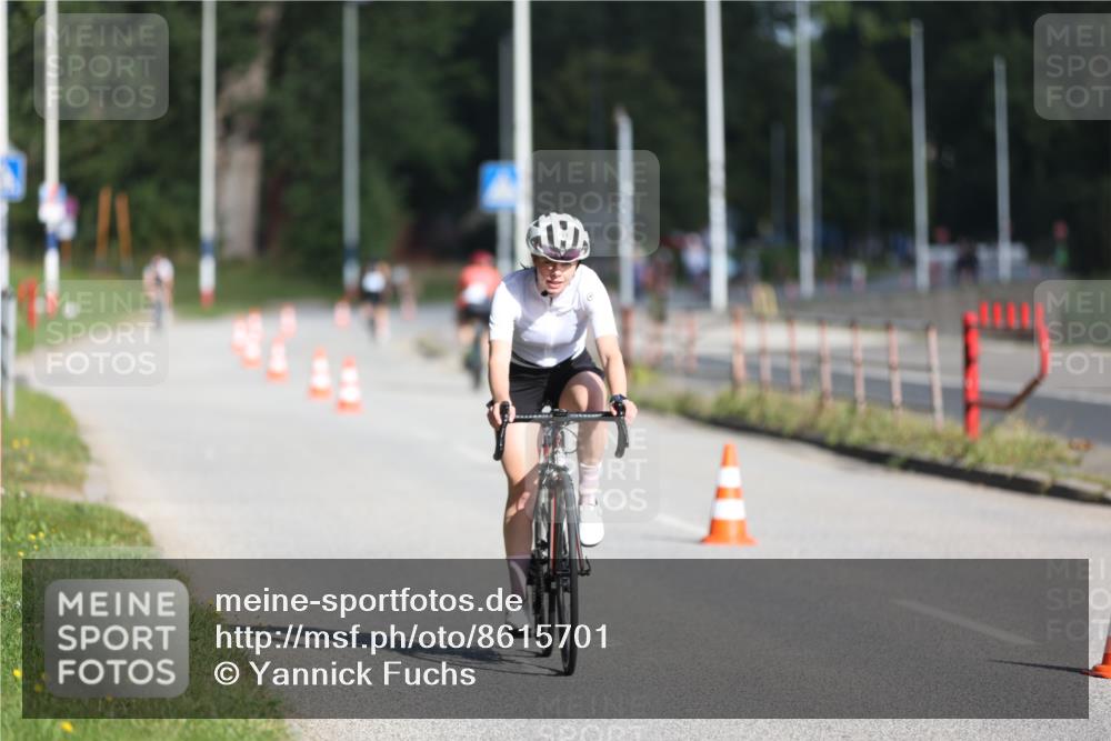 17.08.2025 - KN Förde Triathlon 2025 Yannick Fuchs http://msf.ph/oto/8615701 17.08.2025 09:32:26 Radfahren 147, 162, 201, 224, 246, 195, 201 meine-sportfotos.de