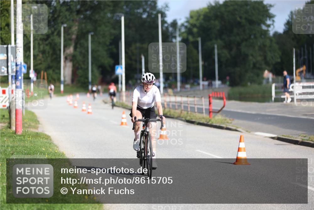17.08.2025 - KN Förde Triathlon 2025 Yannick Fuchs http://msf.ph/oto/8615705 17.08.2025 09:32:26 Radfahren 147, 162, 201, 224, 246, 195, 201 meine-sportfotos.de