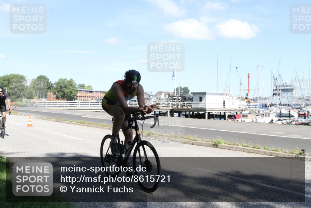 17.08.2025 - KN Förde Triathlon 2025 Yannick Fuchs http://msf.ph/oto/8615721 17.08.2025 11:27:30 Radfahren 310, 377, 622, 643 meine-sportfotos.de