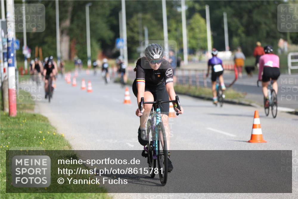 17.08.2025 - KN Förde Triathlon 2025 Yannick Fuchs http://msf.ph/oto/8615781 17.08.2025 09:32:46 Radfahren 111, 126, 133, 152, 197, 198, 208, 212, 216, 221, 138, 242, 243 meine-sportfotos.de