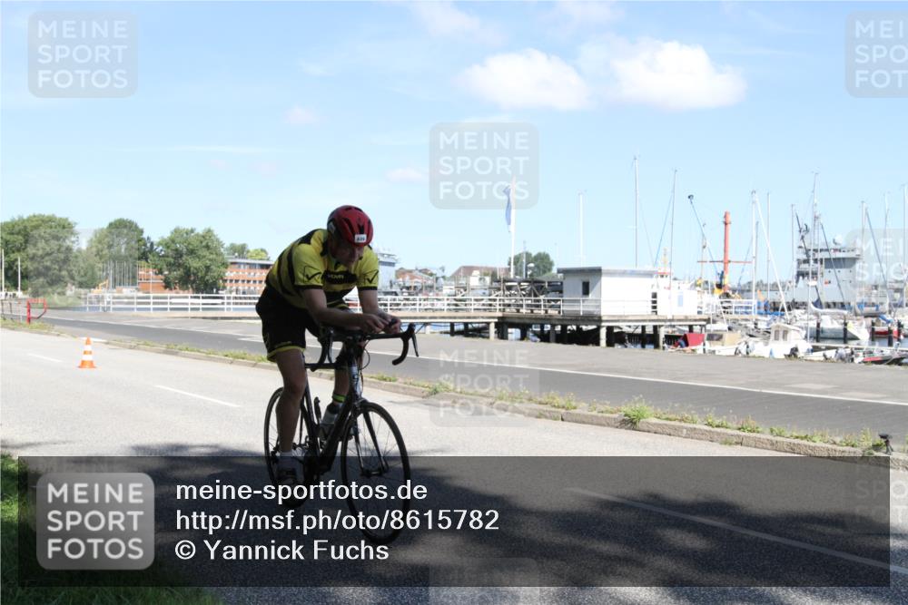 17.08.2025 - KN Förde Triathlon 2025 Yannick Fuchs http://msf.ph/oto/8615782 17.08.2025 11:28:07 Radfahren 264, 297, 304, 320, 369, 626 meine-sportfotos.de